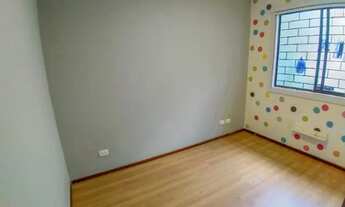 Imagem 5: Casa Encantadora no Xaxim com 4 quartos, sala com pé direito duplo, pronta para morar!