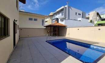 Imagem 2: Casa de condomínio sobrado para aluguel tem 175 metros quadrados com 3 quartos