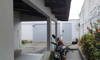 Imagem 5: Casa grande com barracão à venda no centro