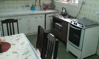 Imagem: Suite Privativa, mobiliada, pequena, Metro