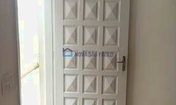 Imagem 3: Casa Térrea à venda com 100m², 2 quartos e 2 vagas, Rua tranquila e acesso ao Metrô e Hosp