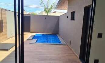 Imagem 4: Casa de condomínio térrea para venda possui 221 metros quadrados com 3 quartos