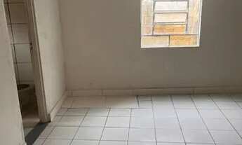 Imagem 4: Alugo casa 1 qt. no Centro de Luziânia