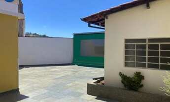 Imagem 6: Ampla Casa de Rua