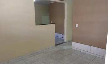 Imagem 2: Casa 3 quartos na qnp 14 sozinha no lote