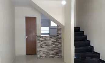 Imagem 2: Casa para aluguel e venda possui 10 metros quadrados com 2 quartos