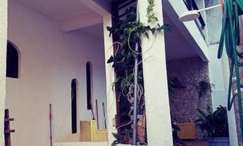 Imagem 7: Casa Espaçosa em Itapuã com 4 Quartos 1 Suíte, 2 Salas, 4 Varandas , Garagem para 2 carros