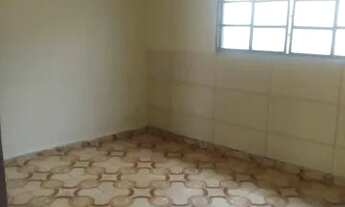 Imagem 2: Alugo casa com 03 quartos, em Campinas- Goiânia