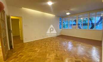 Imagem 2: Leblon 4 Quartos, 129m², 1 Suíte e Vaga na Escritura em Rua Tranquila!