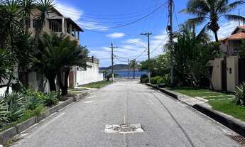 Imagem 2: JO784A - Casa Linear 3 quartos(1 suíte) em Piratininga, próxima ao Restaurante Maria da Pr