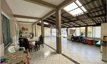 Imagem 6: Casas no bairro Barreiros, em São José- SC