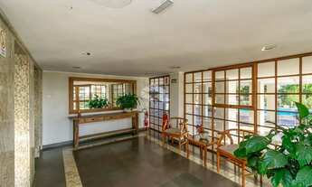 Imagem 6: Apartamento 2 Dormitórios com Vaga de Garagem no bairro Medianeira em Porto Alegre/RS