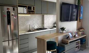 Imagem 6: ALUGA APARTAMENTO SEMI MOBILAIDO, ALTO PADRÃO, 2 QUARTOS SENDO 01 SUÍTE, GARAGEM, PROX. PA