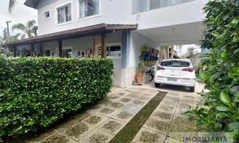 Imagem 3: Casa com Piscina à venda em Daniela - Florianópolis SC