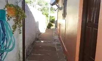 Imagem 6: Casa em Porto Alegre, no bairro Espírito Santo, com 2 dormitório(s), e 2 banheir