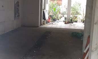 Imagem 4: Oportunidade, salão comercial com salas em cima ponto muito movimentado