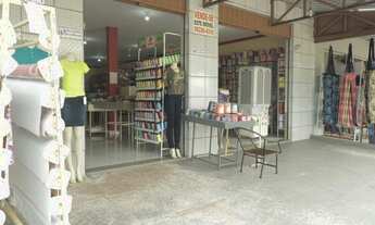 Imagem 3: Prédio comercial com casa