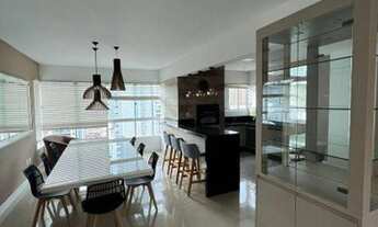 Imagem: Apartamento mobiliado com 3 suíteas à