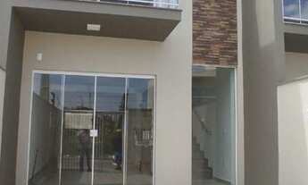 Imagem: Sobrado com padrão de acabamento excelente