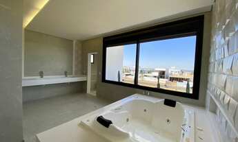 Imagem 7: Jardins versailles Casa com elevador em condomínio de luxo