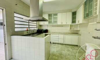 Imagem 6: VENDA - Casa com 04 suítes e 04 vagas de garagem em Pinheiros