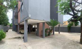 Imagem 7: Apartamento com 1 qt, varanda, móveis planejados, pilotis, a poucos metros praia, à venda