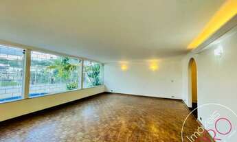 Imagem 2: VENDA - Casa com 04 suítes e 04 vagas de garagem em Pinheiros