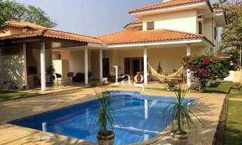 Imagem: Casa com 4 suítes, sendo 1 suíte térrea