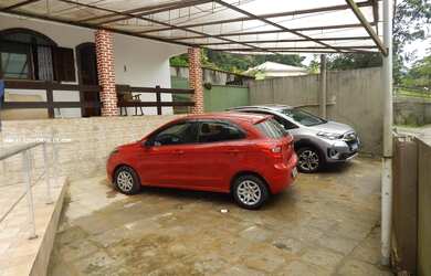 Imagem 2: Casa para Venda em Guapimirim, Caneca Fina, 5 dormitórios, 1 suíte, 5 banheiros, 2 vagas