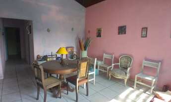 Imagem 3: Casa com amplo quintal à venda perto da praia - Itanhaém SP