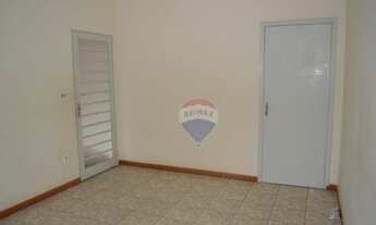 Imagem 2: Casa dois dormitórios em excelente localização para venda