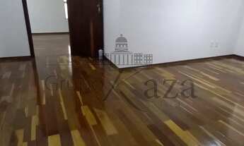 Imagem 4: Casa Térrea - Bosque dos Eucaliptos - 3 Dormitórios - 275m²