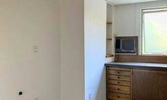 Imagem 2: Sala comercial, na Avenida Venâncio Aires, 1191, em frente ao Hospital de Pronto Socorro