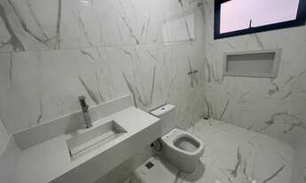 Imagem 4: Casa Imponente. Nova. Preço de Ocasião. Para pessoas Exigentes. Local Sensacional. Nível A