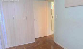 Imagem 6: 02 quartos, amplo, rico em armários, ótima localização e bem conservado