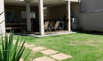 Imagem 2: Casa no Urbanova com 4 dorm. 2 suítes - Terreno 315 metros - Analisa permuta apto até 50