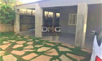 Imagem 2: CASA, 3 QUARTOS, 2 SUÍTES, VAGAS PARA MÍNIMO DE 05 VEÍCULOS, PORCELANATO, SETOR DE CHÁCARA