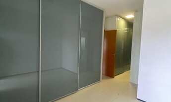 Imagem 4: Apartamento para aluguel possui 147 metros quadrados com 4 quartos