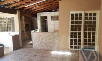 Imagem 3: Venda - Casa com 02 dormitórios/churrasqueira