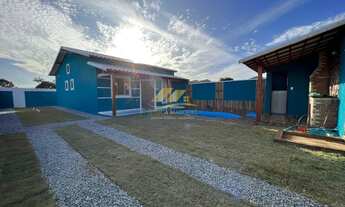 Imagem: Linda casa com 2 quartos, piscina e área