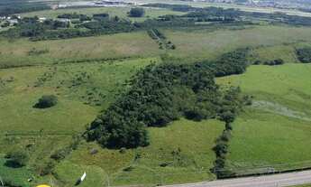 Imagem: Linda área plana proxima ao novo acesso