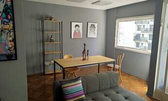 Imagem 7: Apartamento super ensolarado, com sacada e bem estiloso