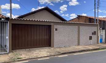 Imagem: ALUGO CASA BAIRRO BOA VISTA