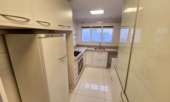 Imagem 3: Apartamento andar alto, desocupado, 3 suítes, 3 vagas, lazer completo, próximo Metrô Vila