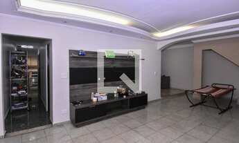 Imagem 2: Casa à Venda - Vila Santa Clara, 3 Quartos, 360 m2