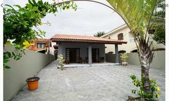 Imagem: Casa para venda tem 300 metros quadrados