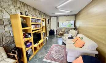 Imagem 7: Casa com 270m² de terreno em 222m² de área construída, 3 quartos churrasqueira e piscina