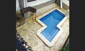 Imagem 4: 02 Casas para VENDA Apenas R$ 900.000,00 Aproximadamente 832m2 de terreno No Bairro Ponta