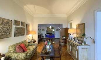 Imagem 2: Por ser um apartamento térreo esse imóvel é como se fosse uma casa de frente para a praia