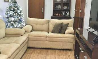 Imagem 2: Apartamento três quartos, sala, cozinha, banheiro e garagem, região central. Próximo a sup